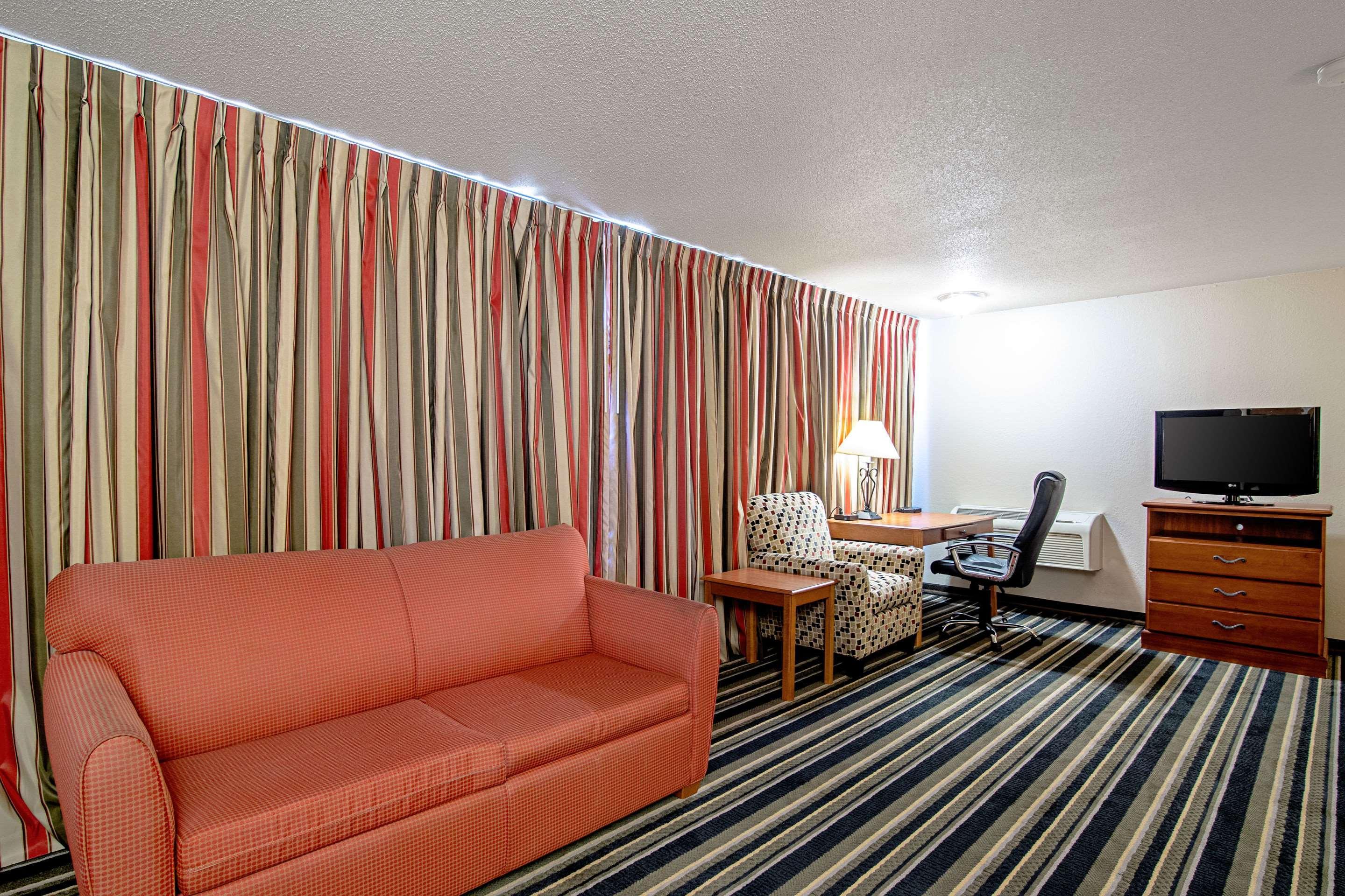 Quality Inn Huron Exteriör bild